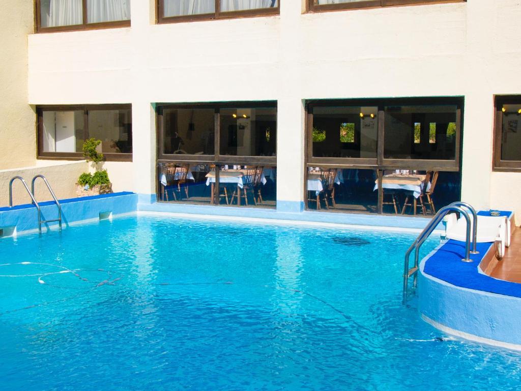 Hotel Le Narval Калкатоджио Екстериор снимка